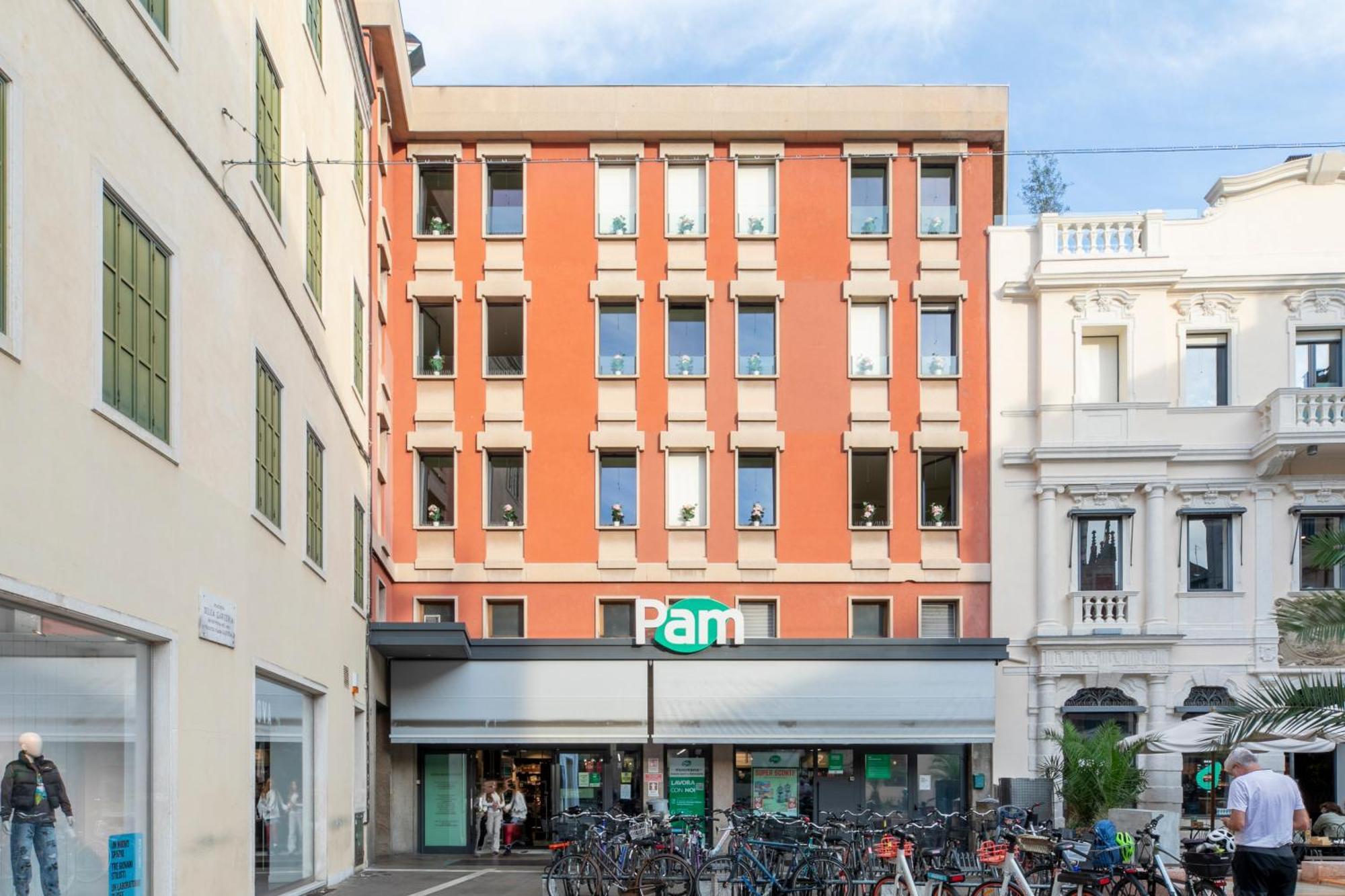 Erïk Langer Pedrocchi * Padua