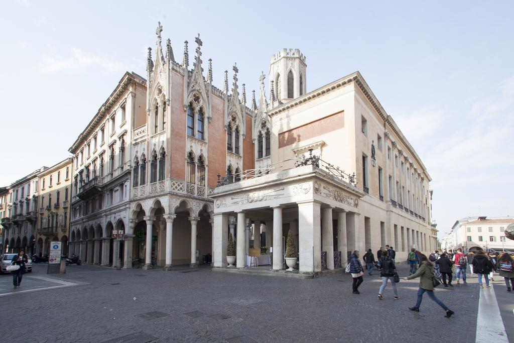 Erik Langer Pedrocchi Apartment Padova
