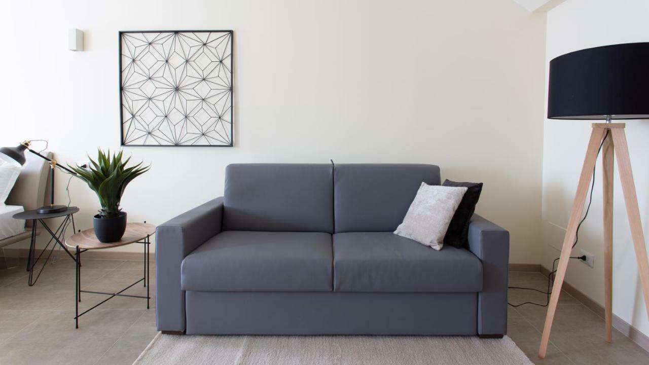 Apartment Erik Langer Pedrocchi